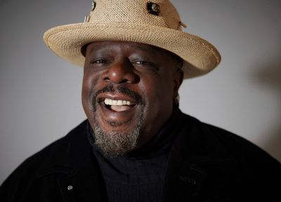 Cedric the Entertainer enjoying life in his 'Neighborhood'