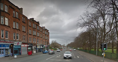 Man dies suddenly after taking unwell in busy Glasgow street