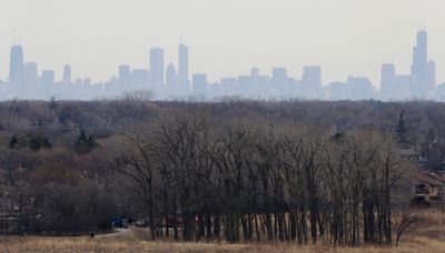 Elevated air pollution, ozone found in Chicago near Lake Michigan, expressways