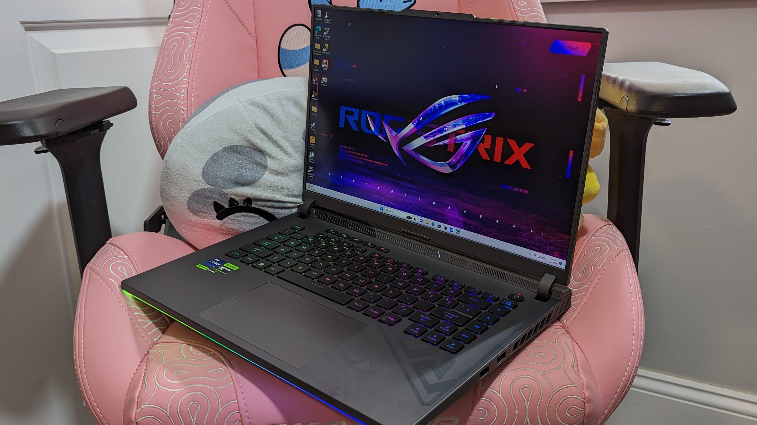 Asus ROG Strix G16 (G614J) review