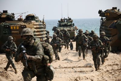 S Korea, Japan, US to deepen security ties amid N Korea threat