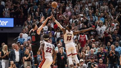 Miami Heat grab the last playoff spot in East with victory over Chicago Bulls
