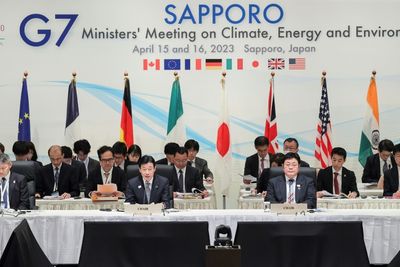 G7 faces pressure on fossil fuels at Japan climate talks