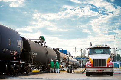Midwest wants to sell ethanol in summer