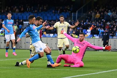 Napoli and Milan both stall ahead of Champions League decider