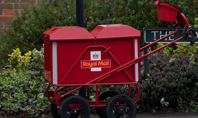 Royal Mail and Communication Workers Union reach deal on pay
