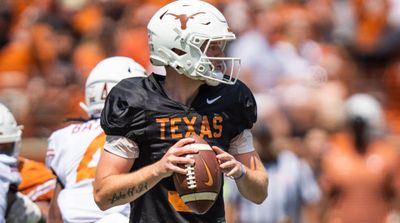 Texas’s Steve Sarkisian Makes Definitive Call on Manning-Ewers QB Competition