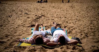 UK weather: Spring finally arrives as mercury 'creeps towards 20C' amid plenty of sun