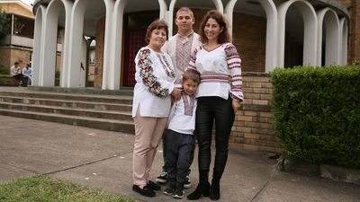 Displaced Ukrainians living in Australia celebrate Orthodox Easter for last time
