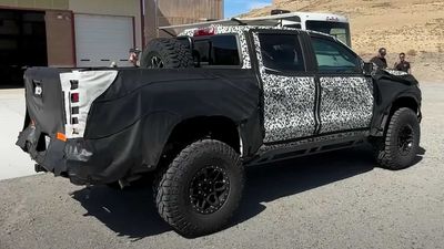 2024 Chevy Colorado ZR2 Bison Up-Close Video Confirms 35-Inch Tires