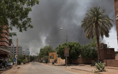 Deadly chaos in Sudan as military rivals face off over control