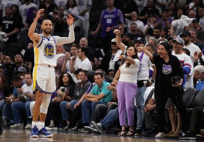 A Kings fan tried to taunt Steph Curry after a foul, but it didn’t really work