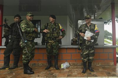 Colombian FARC dissidents 'ready' for peace talks