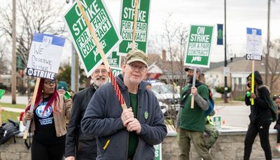 Chicago State University strike suspended after 10 days