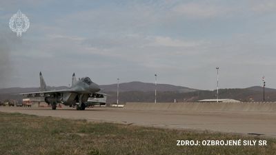 Slovakia hands over all 13 promised MiG fighter jets to Ukraine
