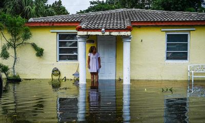 Weather tracker: Record rainfall lashes Fort Lauderdale