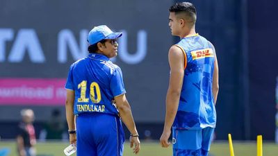 IPL 2023: Sachin Tendulkar's wait to see son Arjun Tendulkar in Mumbai Indians colours ends