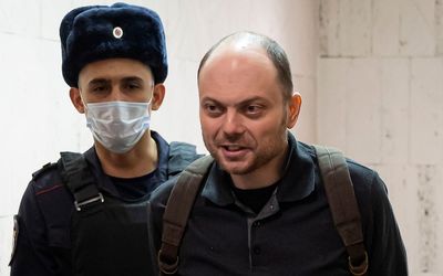 Putin critic Vladimir Kara-Murza jailed for 25 years in Russia treason case