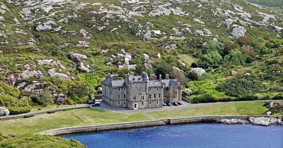 Glasgow couple needed for job on beautiful Scottish island in 'dramatic and pristine wilderness'