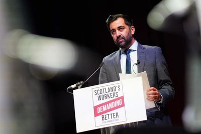 Humza Yousaf: 'Sturgeon shouldn't be judged on what happens to her husband'