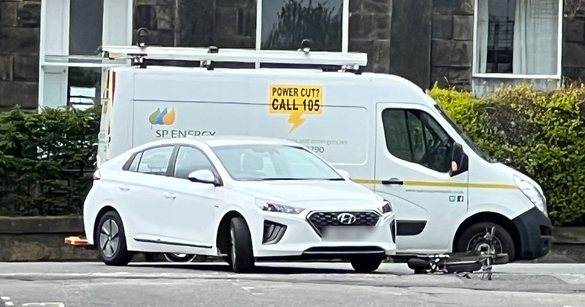 Edinburgh motorist hospitalised after Easter Road smash leaves car on roof  - Edinburgh Live