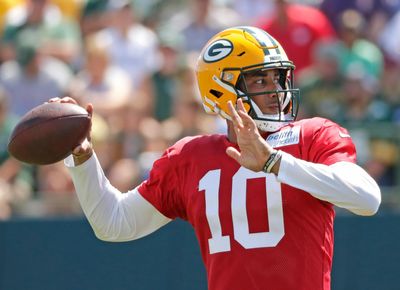 Jordan Love arrives for first day of Packers offseason workout program