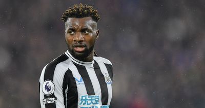 Allan Saint-Maximin shares Newcastle injury update with 'no days off'