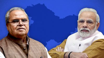 Satya Pal Malik not above the board, but his charges against Modi govt more serious