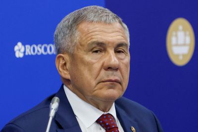 Moldova tells Moscow not to meddle after barring Russian governor from entry
