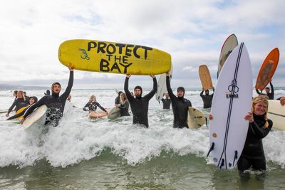 Protesters urge caution over St Ives climate trial amid chemical plans for bay