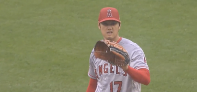 Fans made same joke about Shohei Ohtani’s free agency after he tried to warm up in pouring rain