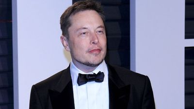 Dow Jones Gains As Schwab Boosts Banks; Elon Musk Is 'Looking Into' This Tesla Problem