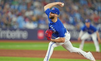 Blue Jays’ pitcher Anthony Bass, his wife and the United Airlines popcorn incident, explained