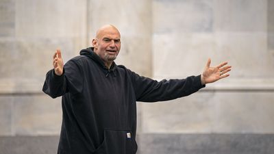 Fetterman returns to Senate after depression treatment