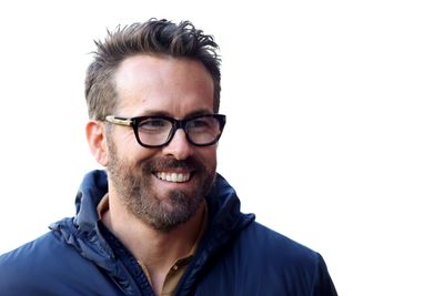 After he sold his company for over $1 billion, Ryan Reynolds' investing spree continues with a fintech company that has ties to Binance and DraftKings