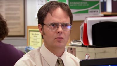 Rainn Wilson Responds To Viral Video Of Guy Watching The Office Without Recognizing Him On A Plane, And Shares What Happened Next