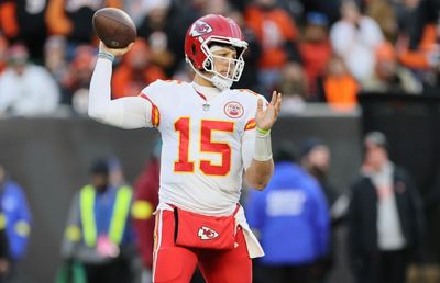 Mahomes ankle sore but vows to be ready for NFL champ Chiefs
