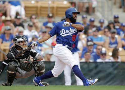 Dodgers Re-Signed Former OF Andrew Toles to Give Him Health Coverage