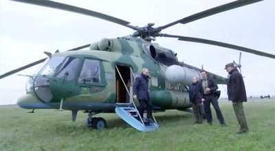 Putin visits Russian-controlled Ukraine to discuss war with senior general