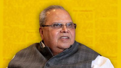 Business Std says media, with ‘honourable exceptions’, skipped Satya Pal Malik. We checked