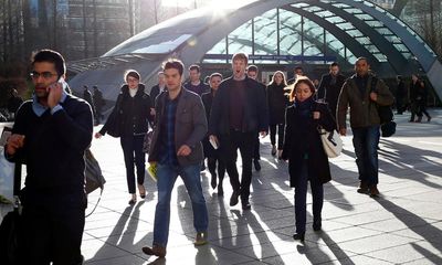 UK unemployment rises as pay growth lags behind high inflation