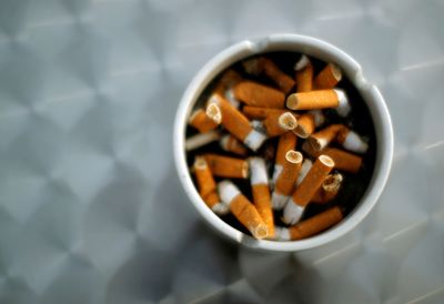 Watchdog sees fault in EU Commission tobacco contacts