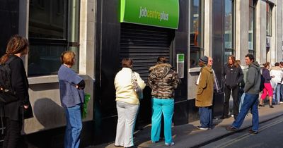 JobCentre workers to stage fresh strike in pay row