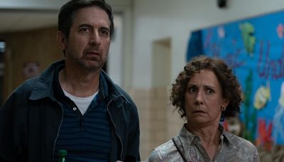 Everybody ribs Ray Romano in his delightful directorial debut ‘Somewhere in Queens’
