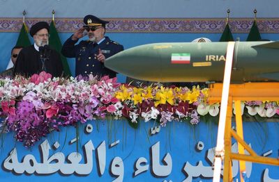 Iran renews threats against Israel during Army Day parade
