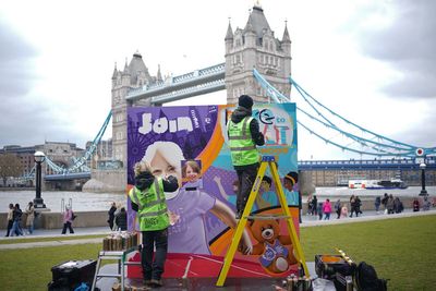 Street artists’ marathon mural highlights Great Ormond Street fundraising appeal