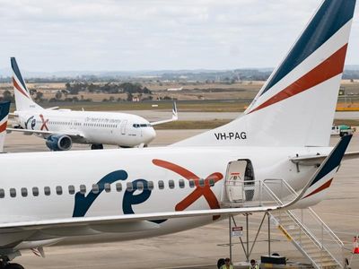 Regional airline buys stake in electric propulsion firm