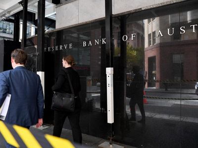 Reserve Bank minutes suggest May rate hike on the table