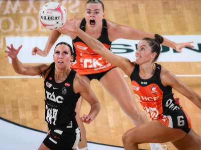 Giants too strong for Magpies in Super Netball