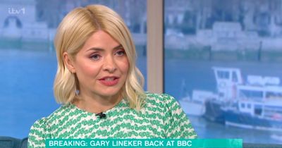 What are shingles? As Holly Willoughby is kept off TV by painful condition